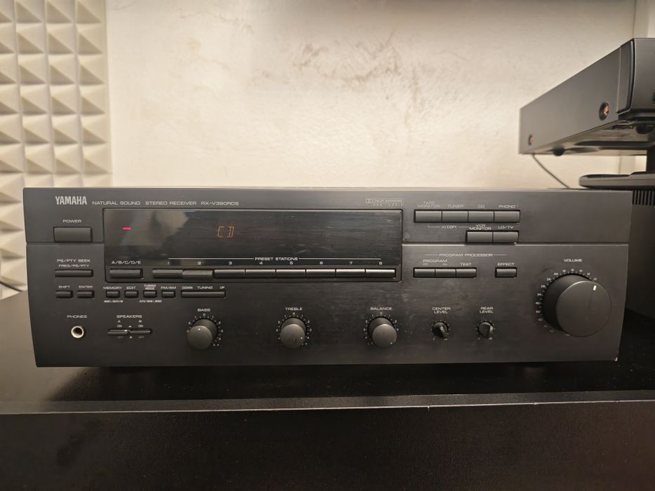 CD player Marantz CD-60,deck Marantz SD-35,amplificator Yamaha RX-V390RDS