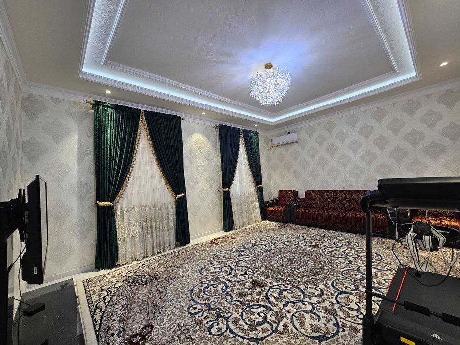 Сергели.Кумарык махалляси .3 сотихда 10 хонали зор уй сотаман.