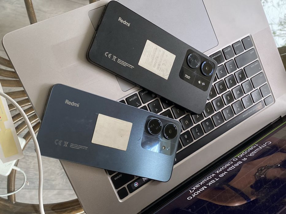 Redmi 13 c черный и синий БЕЗ ТОРГА