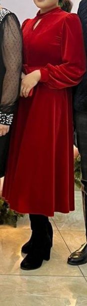 Продам платья вечерние