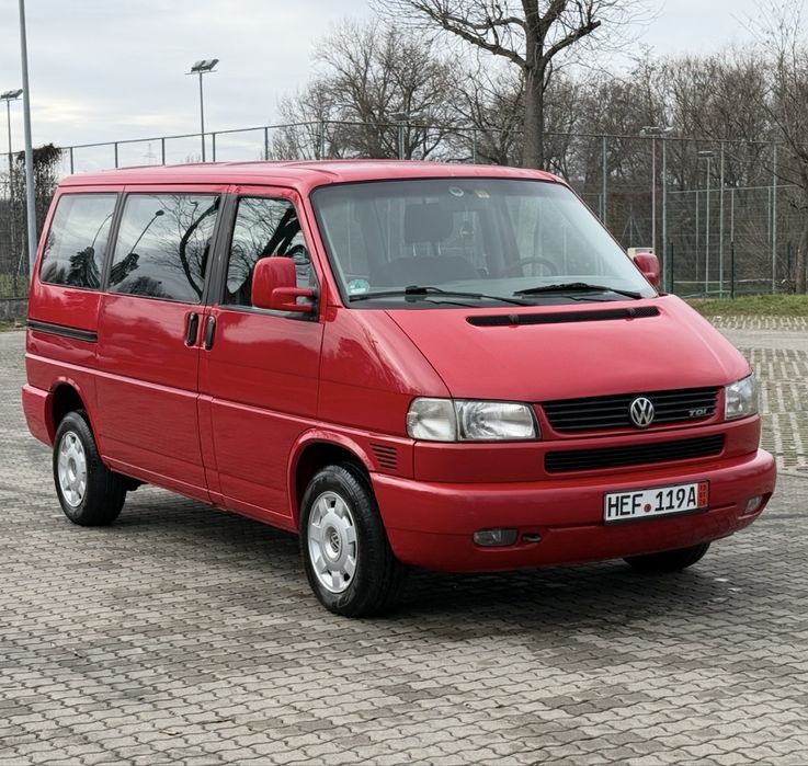 Multivan 7locuri Diesel 2.5 102cp 249.000