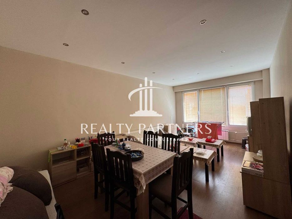 Продава 2-СТАЕН – кв. Изток, гр. Перник