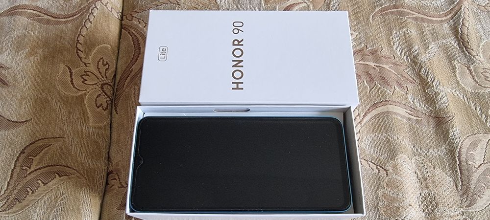 Продам HONOR 90 Lite