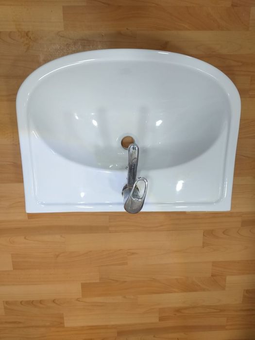 Раковина, мойка для ванной комнаты