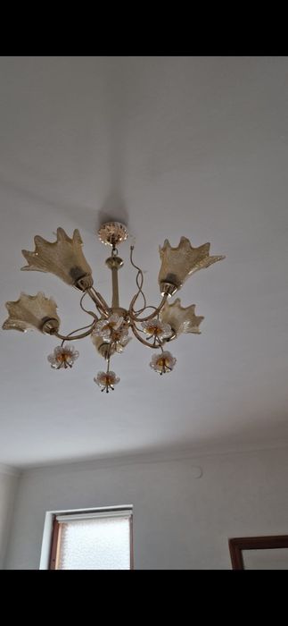 Продам  разные люстры