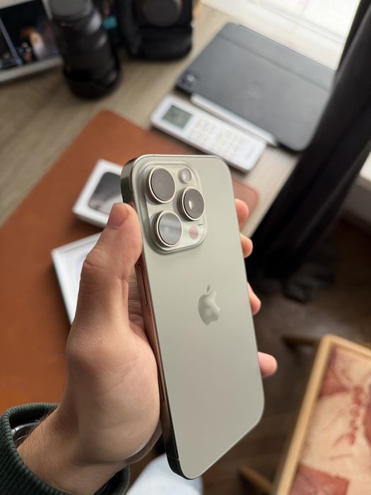iPhone 16 Pro 128GB Natural Titanium