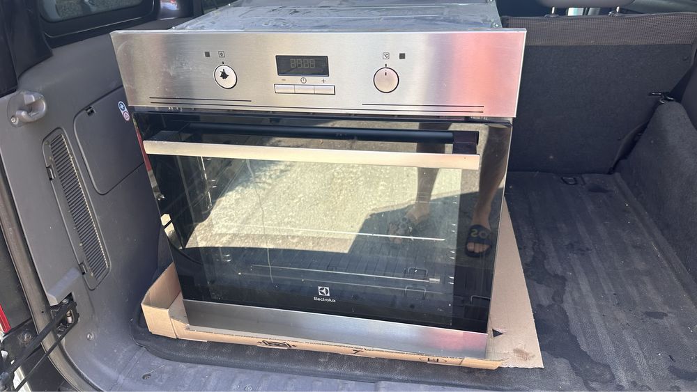 Фурна за вграждане Електролукс/Elektrolux/