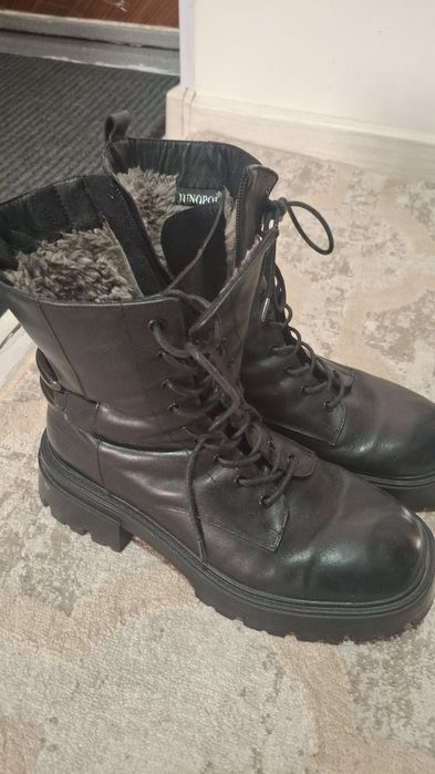 Кожаные ботинки и лоферы 40раз