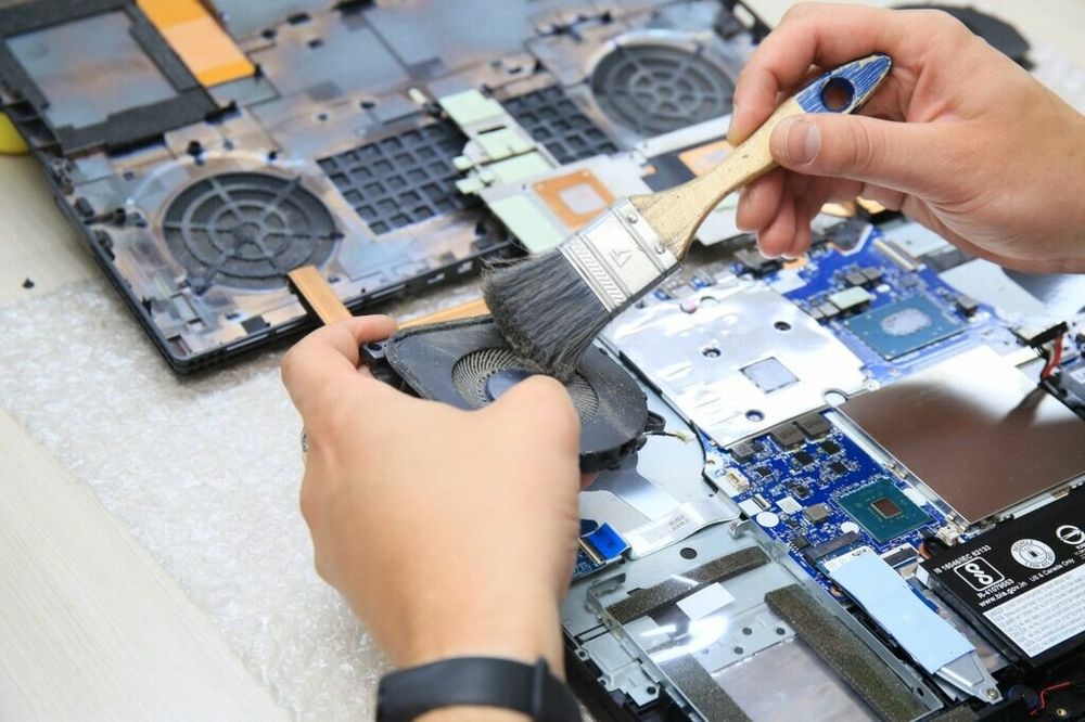 Услуги программиста. Ремонт и  настройка компьютера.