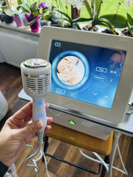 Aparat 2in1 Golden Microneedling RF Lifting Pinxel M+ Ciocan Rece