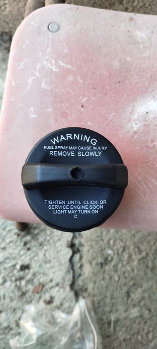 Крышка бензобака Mitsubishi