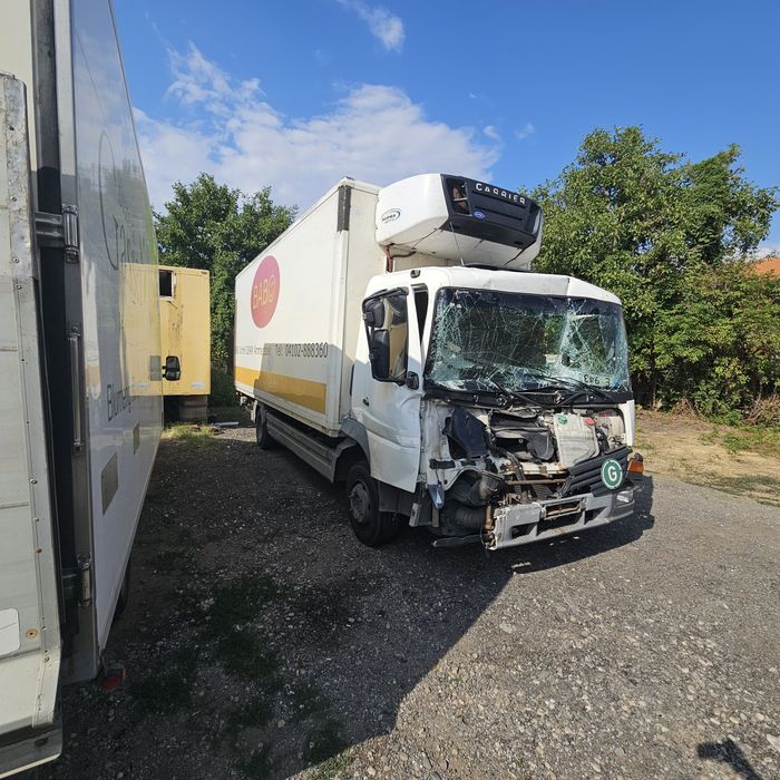 Mercedes аtego 818 на части