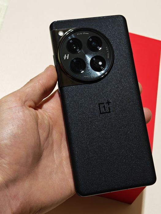 One Plus 12 256 gb Ram 12 5G