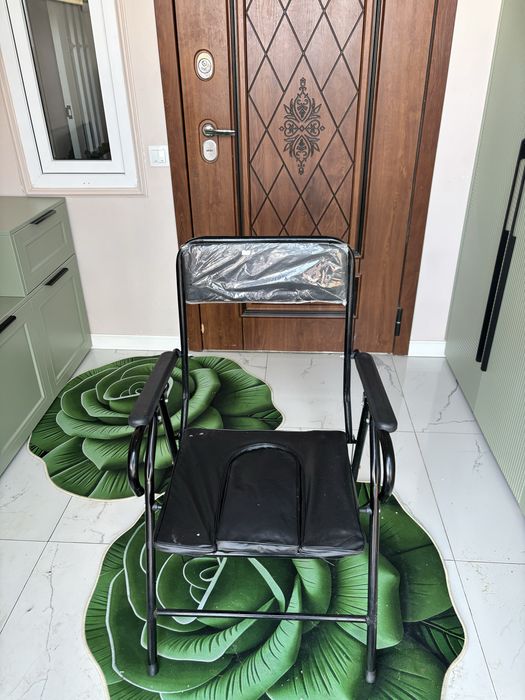 Санитарный кресло-туалет