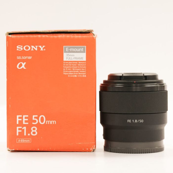 Sony 50mm 1.8 новый
