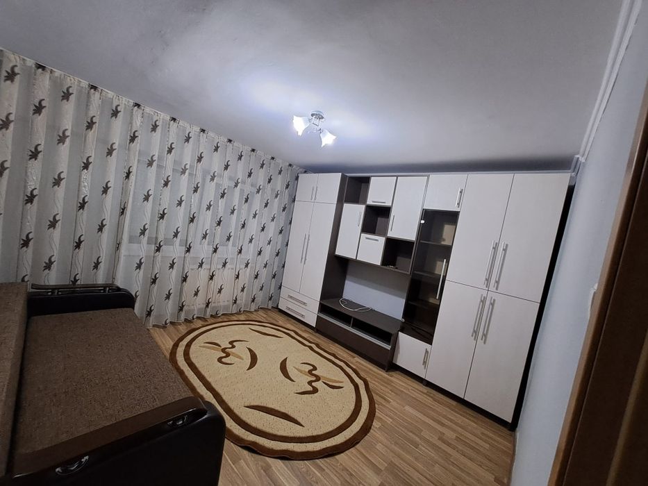 Garsoniera de închiriat