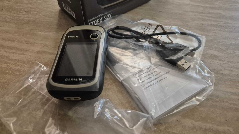 Ръчна GPS навигация GARMIN ETREX 32X