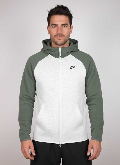 Nike Tech Fleece - Оригинално мъжко горнище размер M