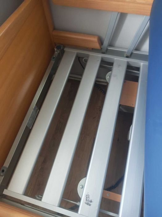 Volker електрическо болнично легло с пълен набор опции