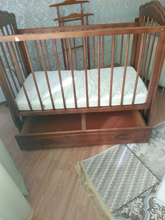 продам манеж