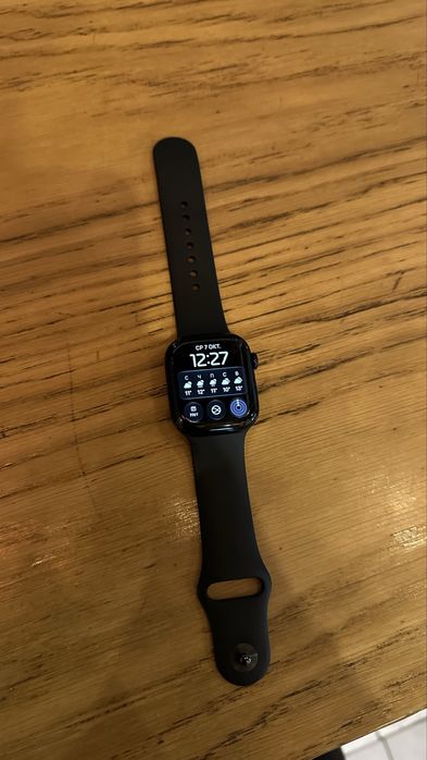 Apple Watch Series 10 42 мм, Jet Black, S/M