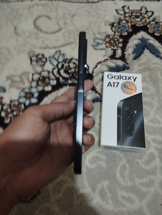 Samsung A17. 6/128 gb