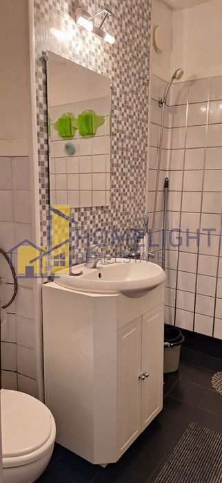 Двустаен апартамент в кв. Люлин 1