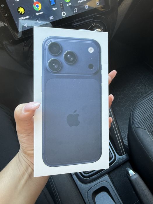 Продам Айфон 17 pro / 256