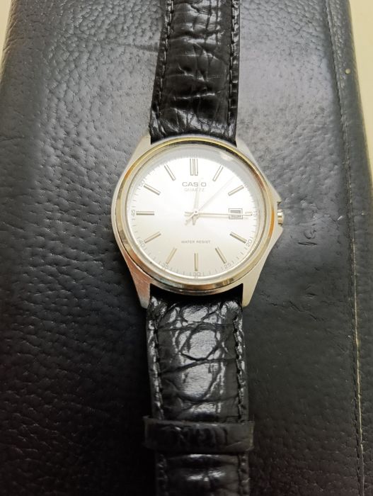 Продам японские часы Casio