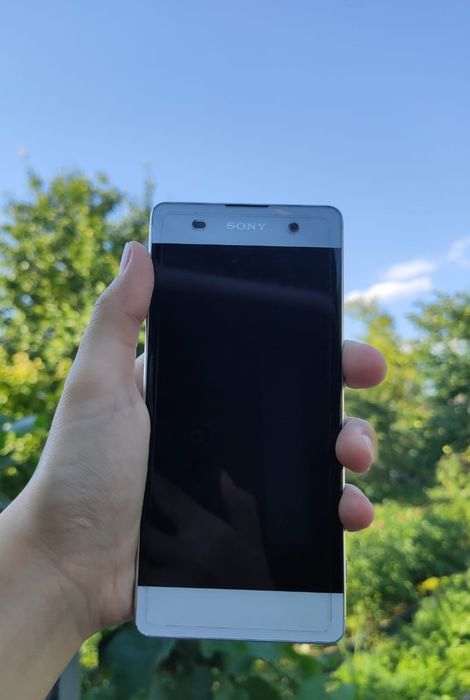 Sony experia XA.