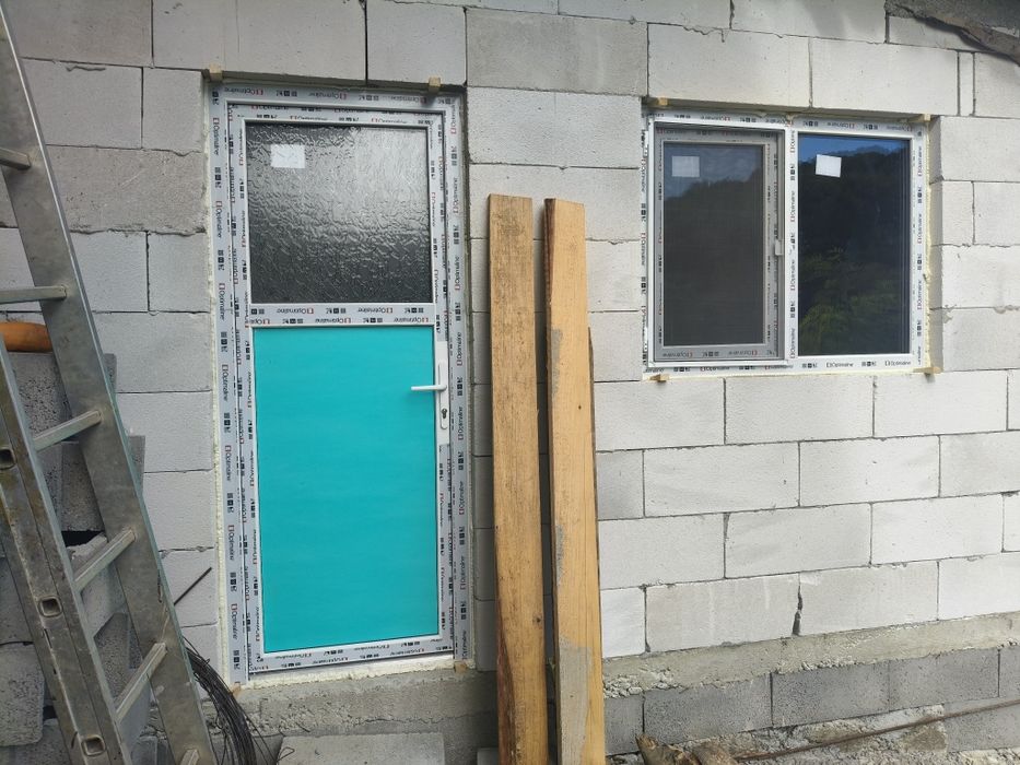 Uși și geamuri termopan