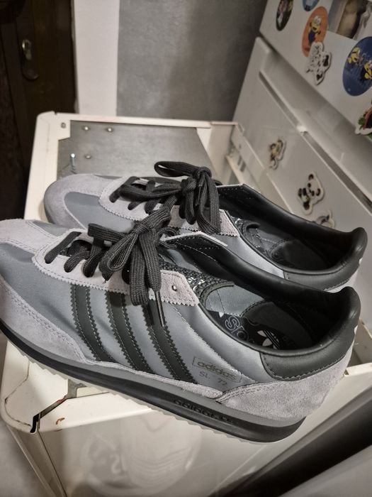 Vand Adidași 42 originali