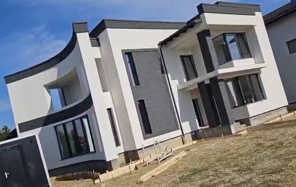 Construcții case de la zero