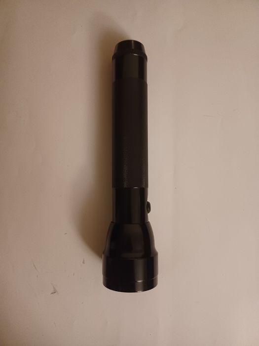 Най-различни фенери.