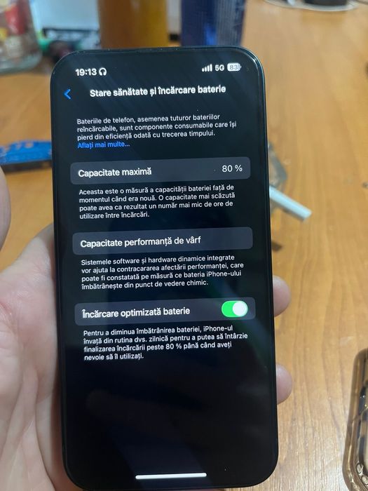 Vand iphone 13 stare impecabila la cutie, baterie 82% de 128 gb
