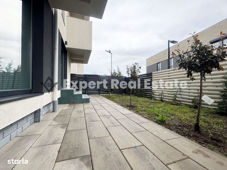 Apartament 3 Camere-Prima Inchiriere-Curte 100 Mp