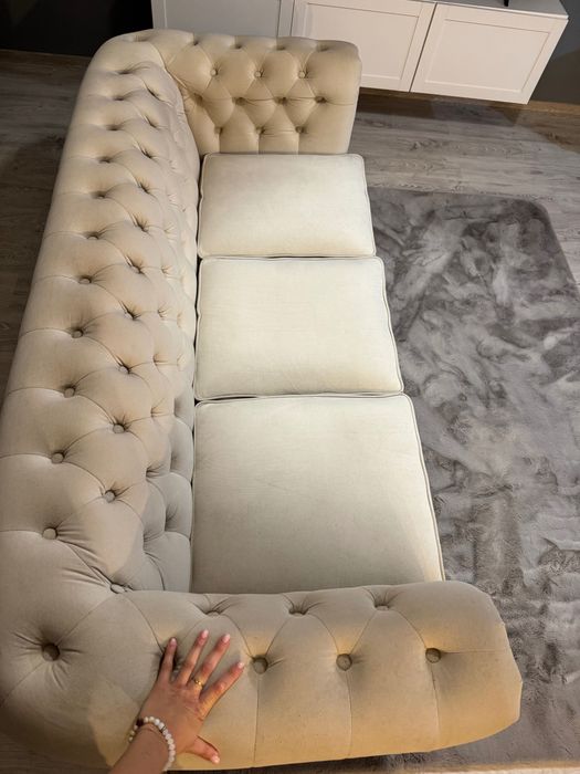 Canapea Chesterfield