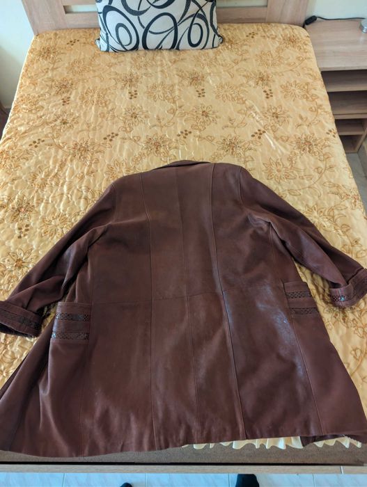 Женско кожено яке от естествена кожа