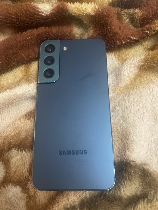 Продам samsung s22
