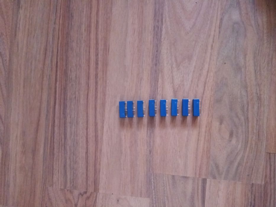 Vând Relee senzor Reed 12Vdc, 2.5A/1Kv/100W