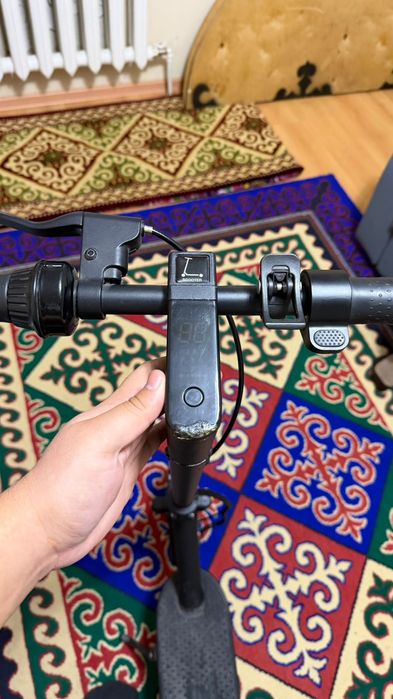 Продам электросамокат