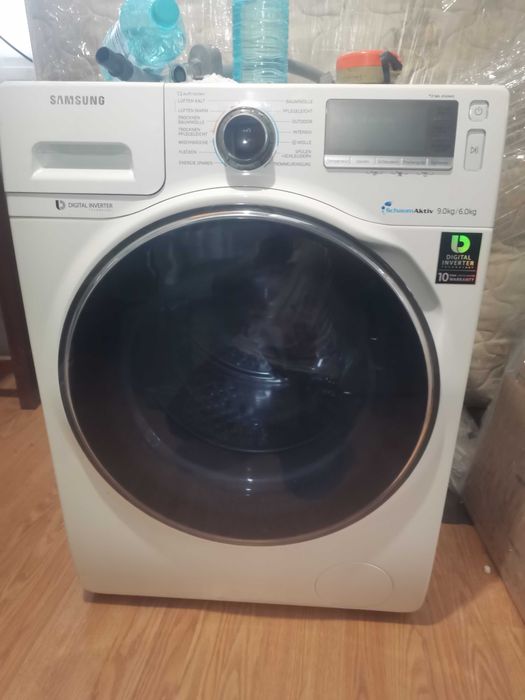 Продавам Пералня със сушилня