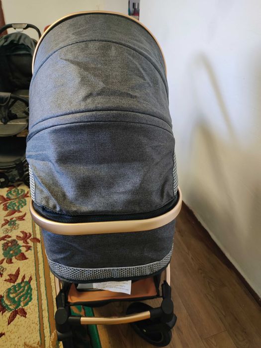 Продам коляску 3 в 1