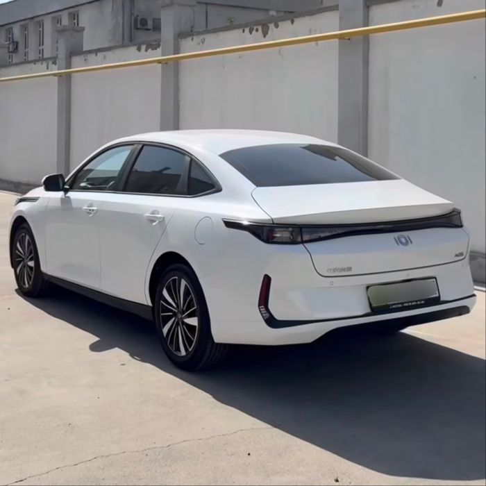 Changan A05 гибрид 2024