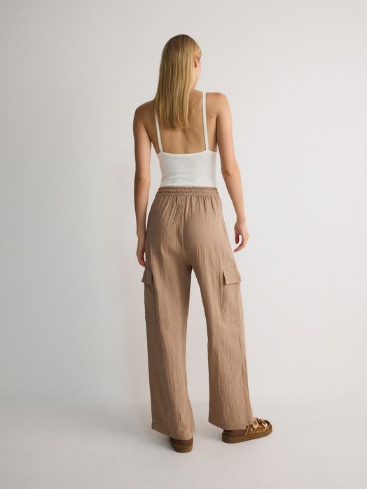 Pantaloni din bumbac Reserved