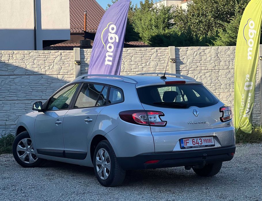 RENAULT Megane 2011 — imagine 4