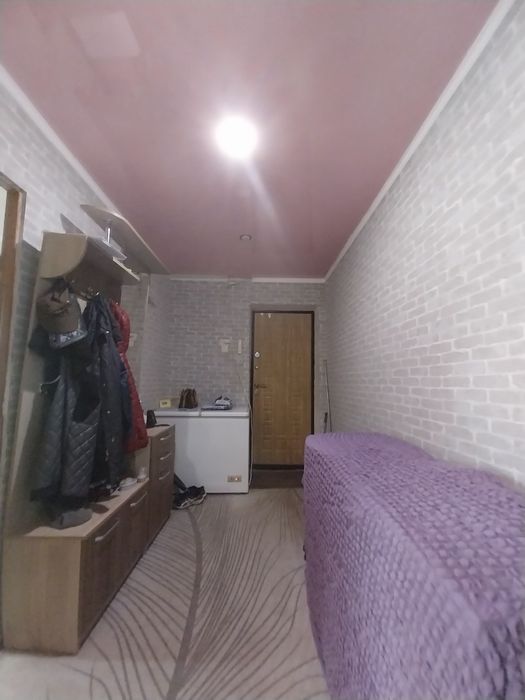 Продам 2х комн  п.Глубокое