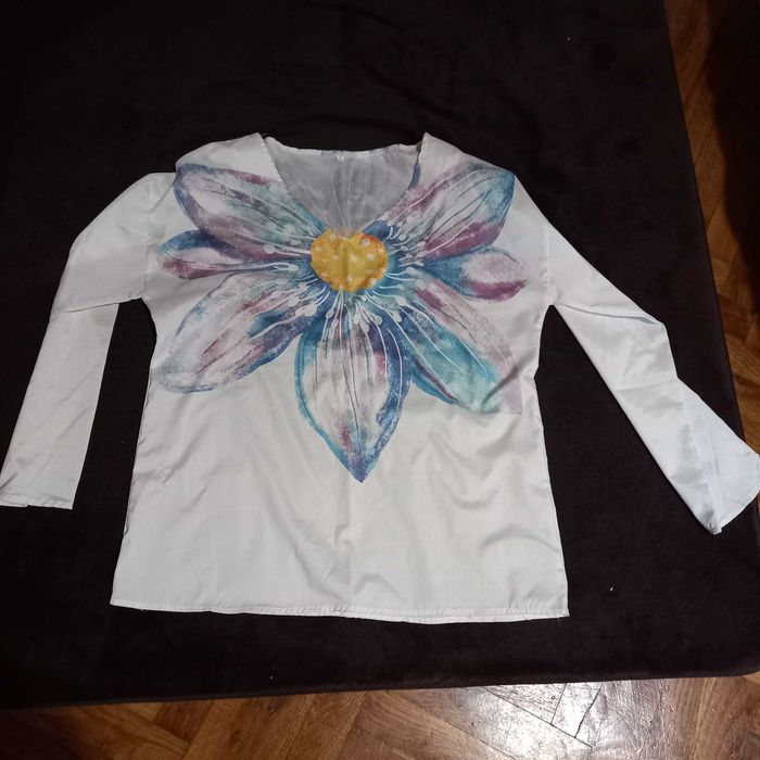 Блуза с дълъг ръкав