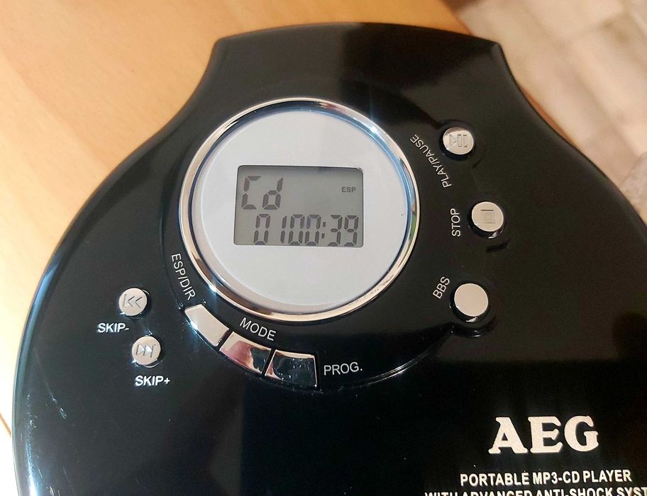 CD Player Portabil AEG CDP 4212 – MP3 & Anti-Shock System