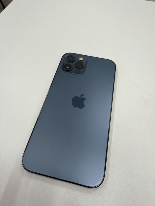 Iphone 12 Pro в хорошем состоянии